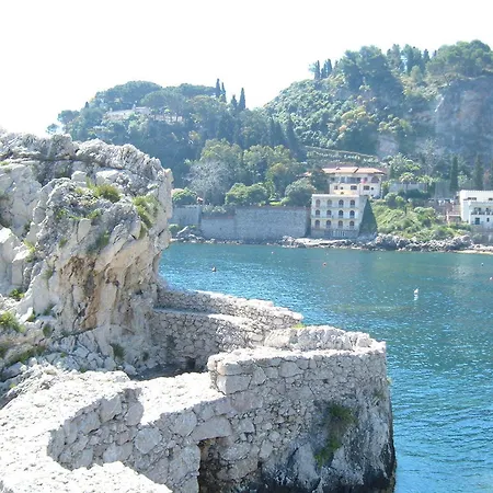 Taormina Bay Lucia's House